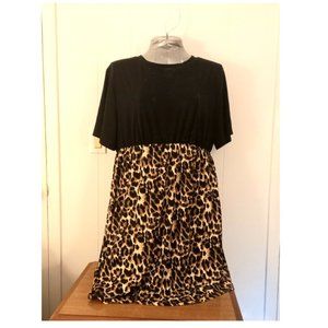 TORRID Black &  Leopard Short Sleeve Midi Dress 4X